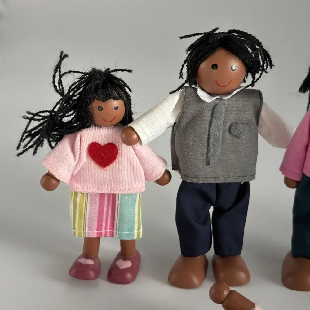Lot Of 5 Wooden Dolls Poseable Kid Kraft Black Family Inc Baby Mom Dad Grandpa